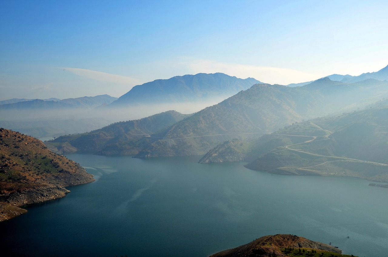 Avio karte Beograd Sulejmanija – planine i jezero u Kurdistanskom regionu