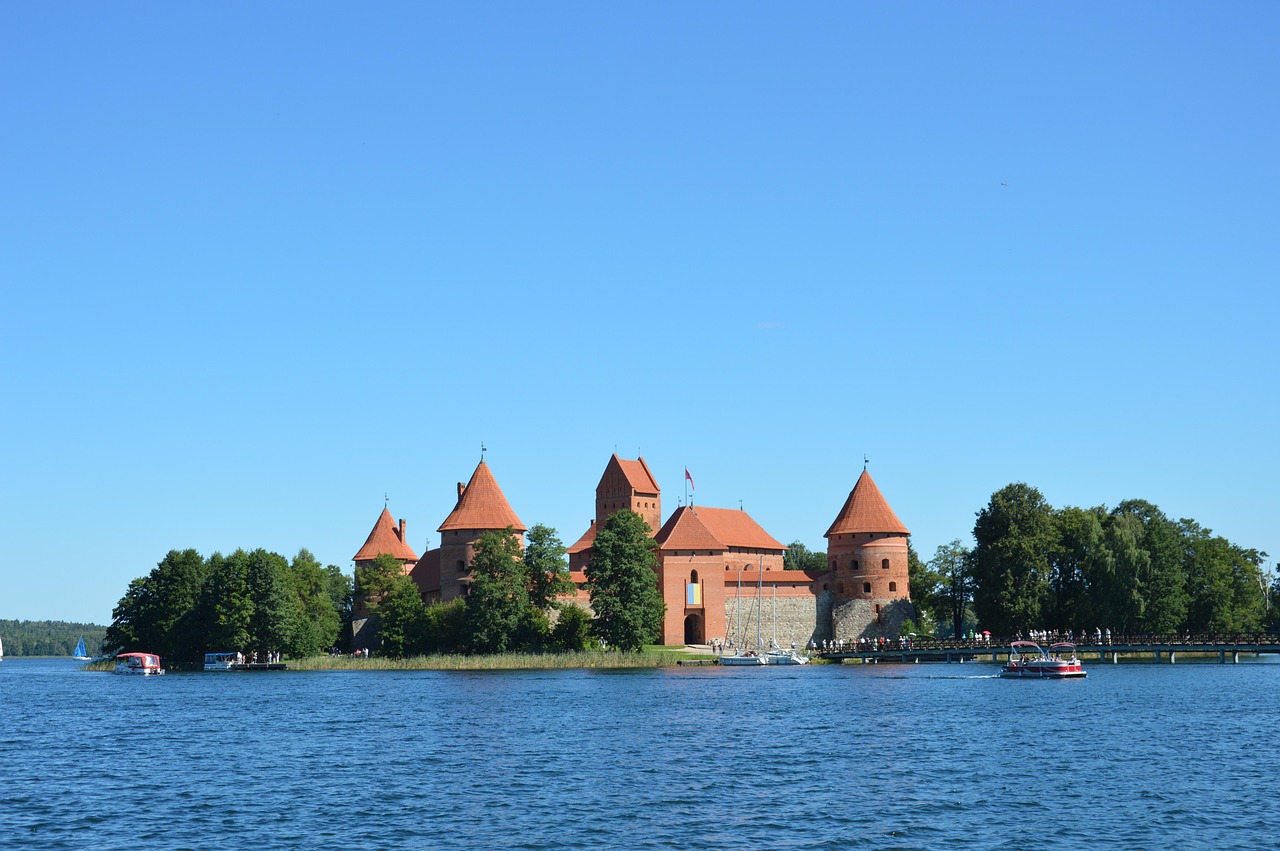 Zamak Trakai na jezeru Galvė kod Vilnjusa