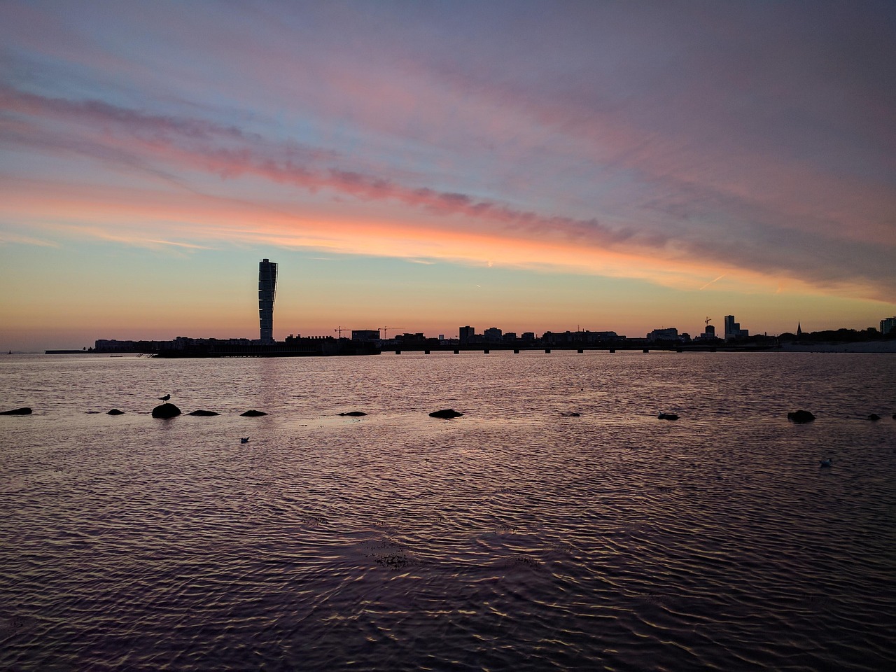 Avio karte Beograd Malme – neboder Turning Torso u Malmeu