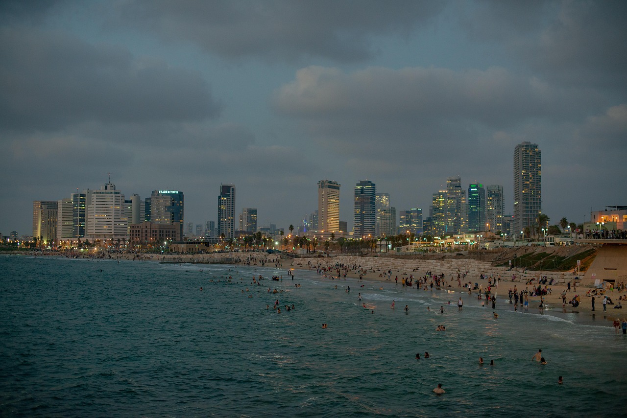Avio karte Beograd Tel Aviv – plaža i šetalište u Tel Avivu