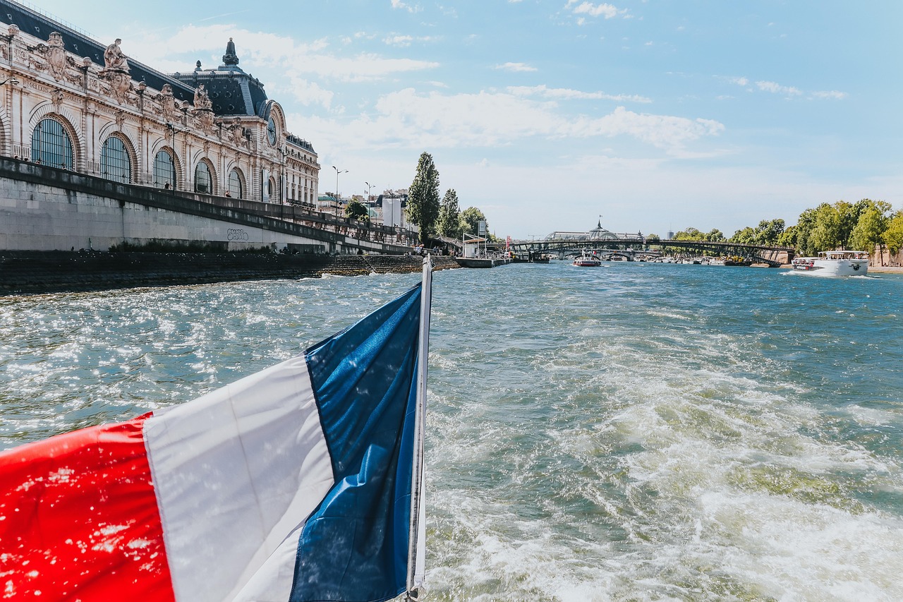 Avio karte Beograd Pariz Bove – Ajfelova kula u Parizu